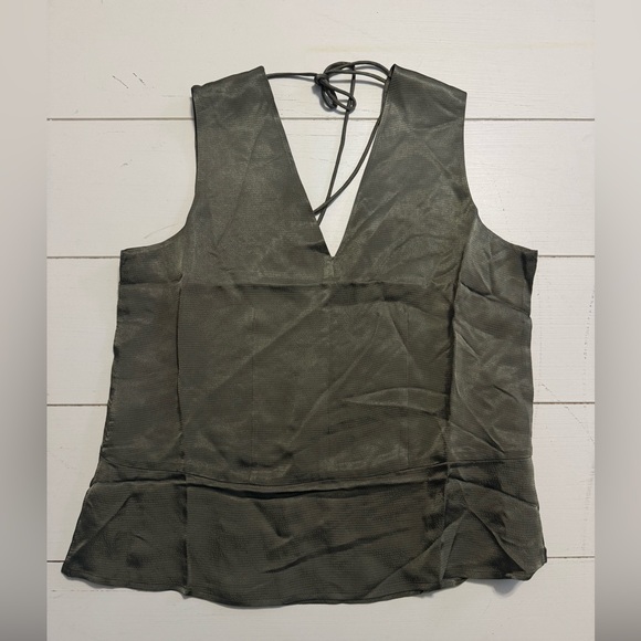 Everlane Tops - Everlane The Satin V-Neck Top